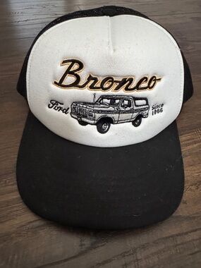 American Eagle Outfitters Bronco Trucker Hat - White and Black with Gold Accent